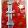 Weihnachtsgeschenk: Verpackung mit Schleifenband und Schneemann